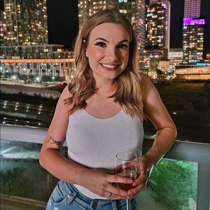 Meet your Posher, Shelby